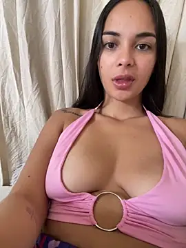 Snapshot of gabyaridi chatting on March 2025 03:31:01 PM gabyaridi online show from March 2025 03:31:01 PM