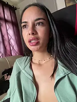 Snapshot of gabyaridi chatting on March 2025 01:39:01 PM gabyaridi online show from March 2025 01:39:01 PM