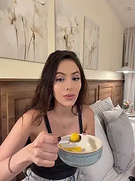 Amber Rush  online show from April 2026 11:29:02 PM