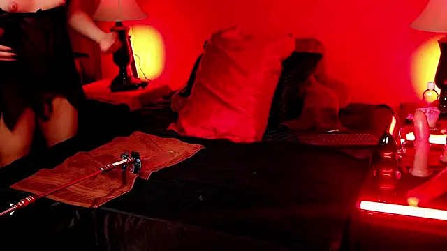 JenniferCD online show from March 2026 02:04:02 AM