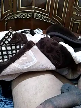 AHMED0233 online show from April 2026 01:24:02 AM