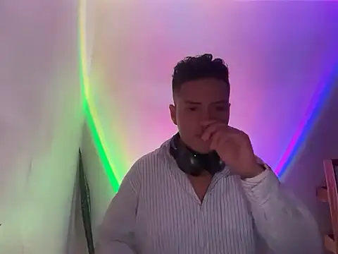 Malandralle online show from November 2025 02:34:02 AM