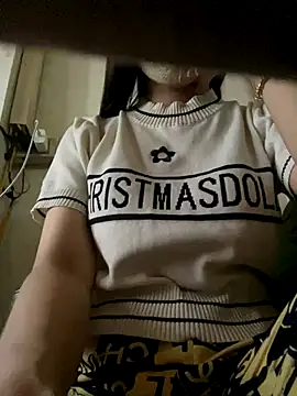 Snapshot of Tuongvy05 chatting on November 2025 01:22:01 AM Tuongvy05 online show from November 2025 01:22:01 AM