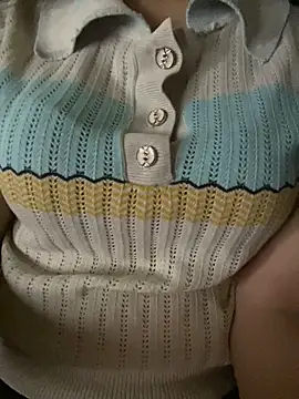 Snapshot of Tuongvy05 chatting on November 2025 04:44:02 PM Tuongvy05 online show from November 2025 04:44:02 PM