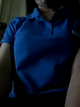 Snapshot of Tuongvy05 chatting on November 2025 04:32:02 PM Tuongvy05 online show from November 2025 04:32:02 PM