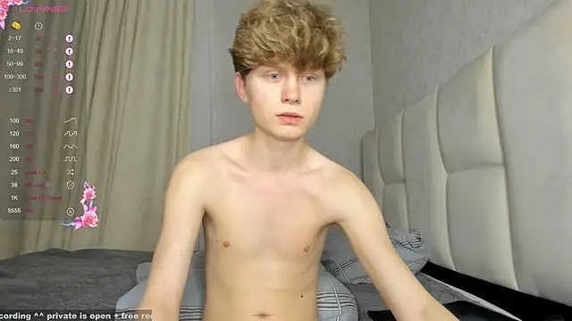 christian di0r online show from December 2025 07:29:01 PM