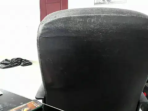 Chandler ken online show from October 2025 01:14:01 AM