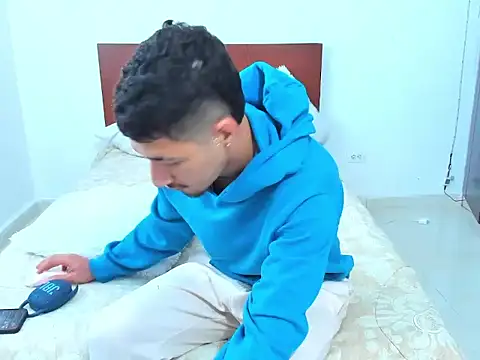 Chandler ken online show from April 2026 12:23:01 PM