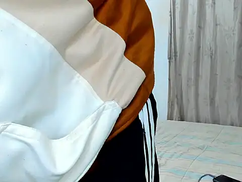 Chandler ken online show from November 2025 01:17:01 AM