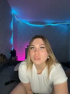 Evaaa Babiesss online show from February 2026 05:03:02 PM