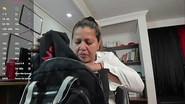 Snapshot of LiaTaylorr chatting on March 2026 12:34:01 PM LiaTaylorr online show from March 2026 12:34:01 PM