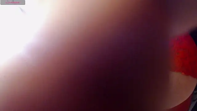 LiaTaylorr online show from April 2026 05:18:01 PM