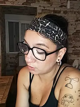 blvckbabyweed07 online show from April 2026 11:34:02 PM