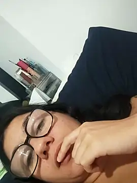 blvckbabyweed07 online show from February 2026 01:45:01 AM