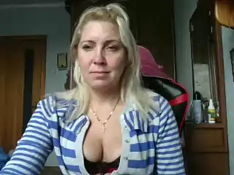IrinaB1 online show from October 2025 07:20:02 AM