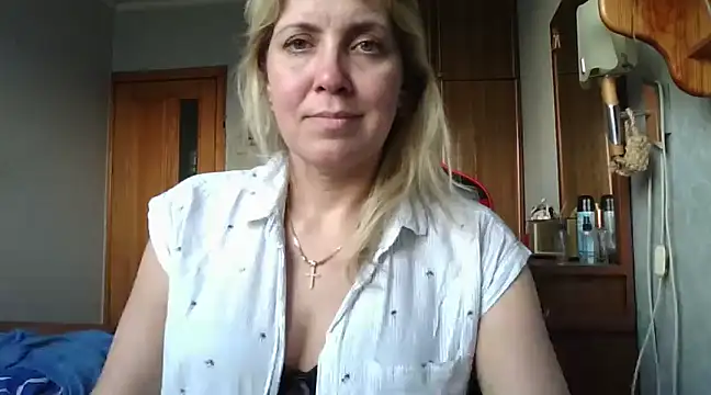 IrinaB1 online show from March 2025 03:13:02 PM