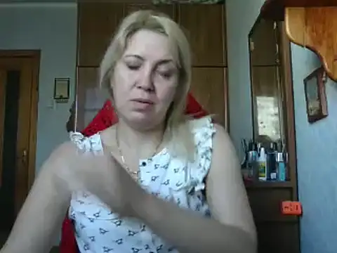 IrinaB1 online show from April 2026 07:25:01 AM