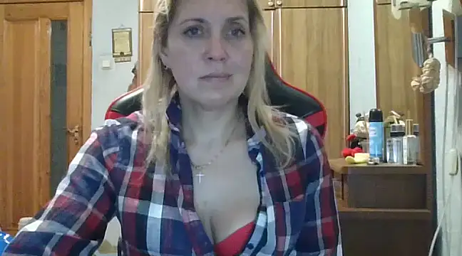 IrinaB1 online show from March 2025 04:58:01 PM