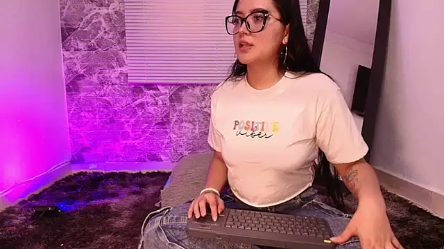 Susana hank2 online show from June 2026 06:06:01 PM