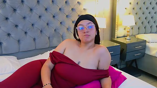 SamantaG online show from April 2026 08:57:02 PM