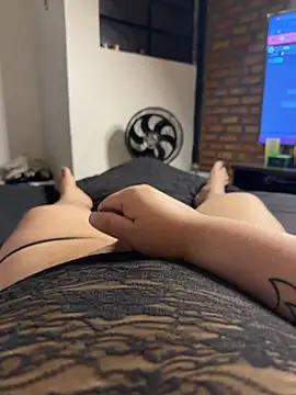 valenthottie online show from February 2026 11:07:01 PM