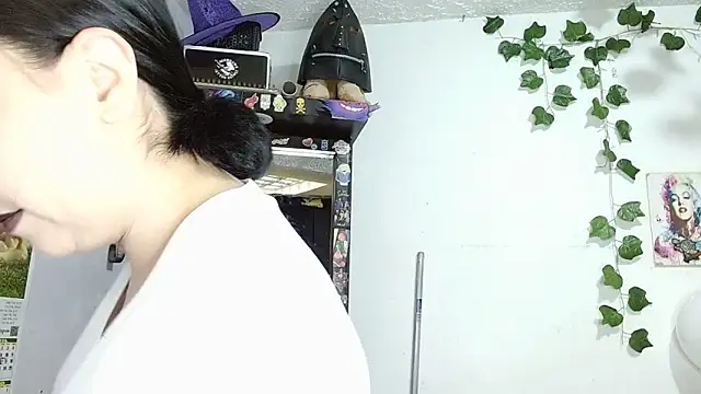 the lesbian game online show from March 2026 06:07:02 PM