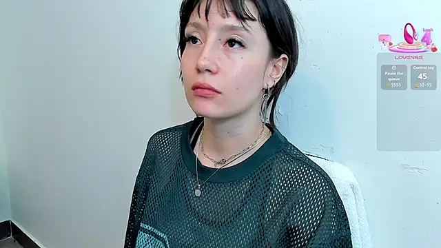 lizzy davis 1 online show from April 2026 03:35:01 AM