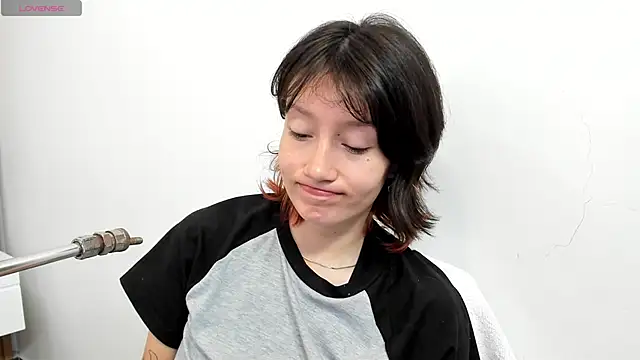 lizzy davis 1 online show from February 2026 12:14:02 PM