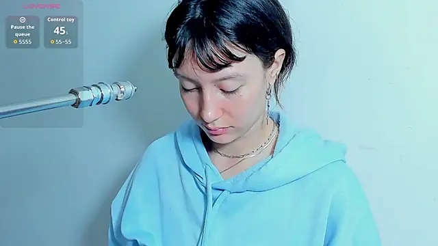 lizzy davis 1 online show from March 2026 04:14:01 AM