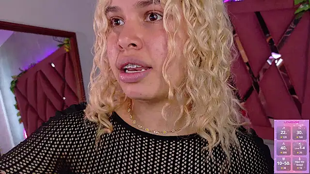 Haelycute online show from November 2025 11:43:02 AM