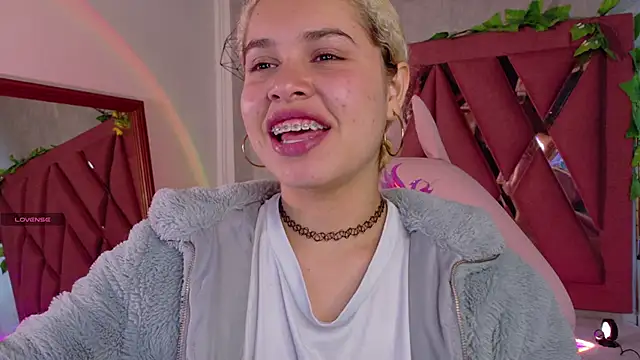 Haelycute online show from November 2025 11:59:01 AM