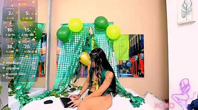 CristalLoren online show from March 2025 05:49:02 PM