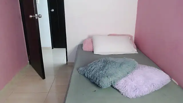 paulett2024 online show from March 2026 06:42:02 PM