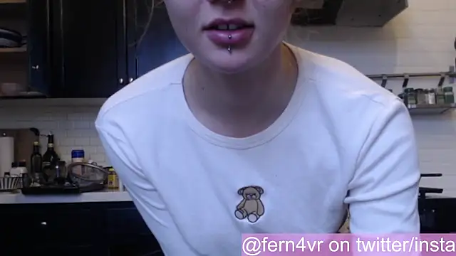 fern4ever online show from December 2025 10:54:01 PM