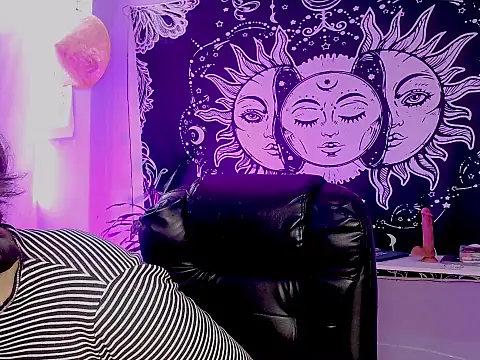 melissahowl online show from July 2026 03:42:01 PM