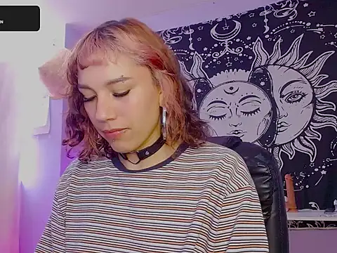 melissahowl online show from July 2026 06:49:01 PM