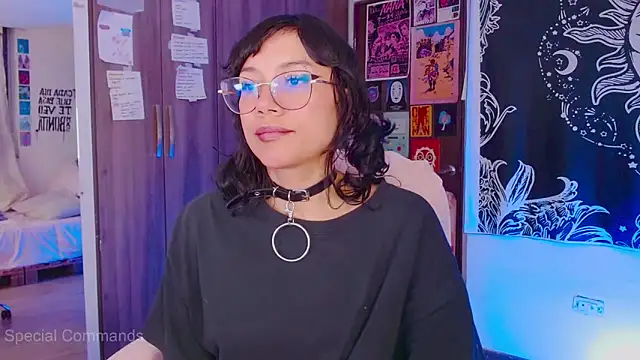 melissahowl online show from September 2025 01:45:01 AM