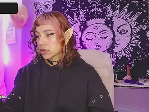 melissahowl online show from July 2026 02:35:01 PM