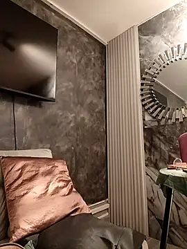 IsisBlake online show from November 2025 07:28:02 PM