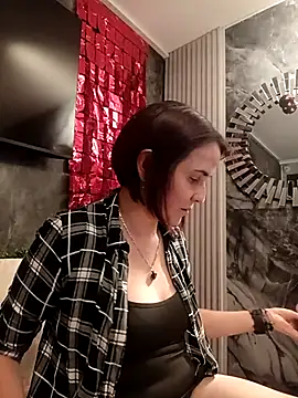 IsisBlake online show from December 2025 08:33:02 PM