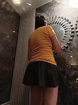 IsisBlake online show from February 2026 09:03:01 PM