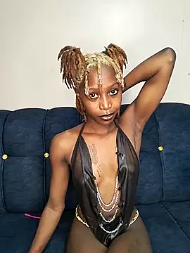 Snapshot of Sexyvyee_ chatting on March 2025 06:28:01 PM Sexyvyee online show from March 2025 06:28:01 PM