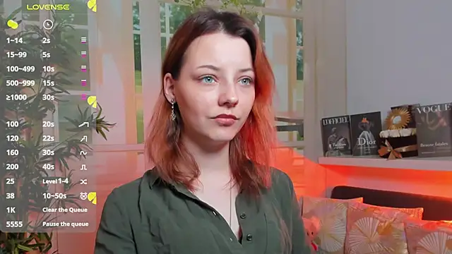 Snapshot of pretty_little_thing chatting on March 2025 07:06:02 PM pretty little thing online show from March 2025 07:06:02 PM