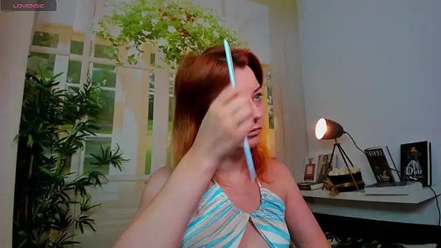 Snapshot of pretty_little_thing chatting on September 2025 05:13:01 AM pretty little thing online show from September 2025 05:13:01 AM
