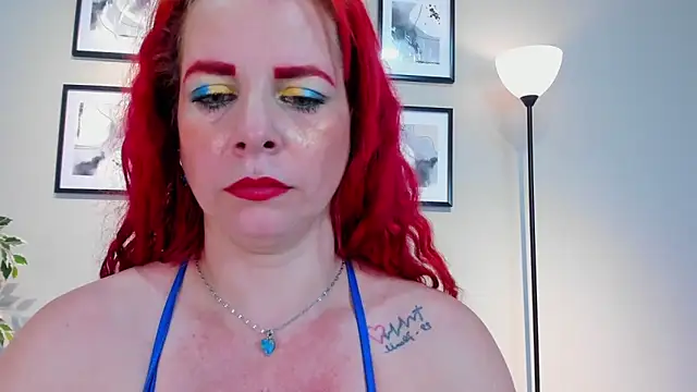 Snapshot of HannaBrave chatting on February 2026 07:35:02 PM HannaBrave online show from February 2026 07:35:02 PM