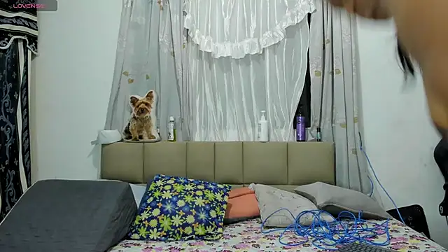 lilybaudyn  online show from April 2026 09:35:02 AM