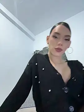 Carlita cute online show from May 2026 11:37:02 PM