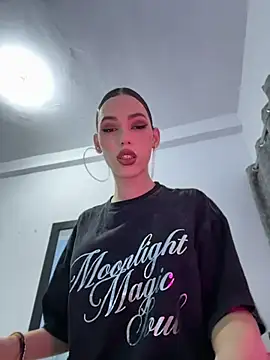 Snapshot of Carlita_cute chatting on June 2026 04:10:01 AM Carlita cute online show from June 2026 04:10:01 AM