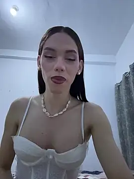 Carlita cute online show from April 2026 03:57:01 AM