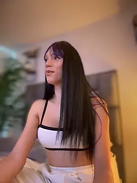 Carlita cute online show from February 2025 08:33:02 PM
